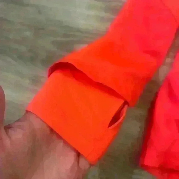 Bright pink gap fit running jacket-MEDIUM - Picture 2 of 4